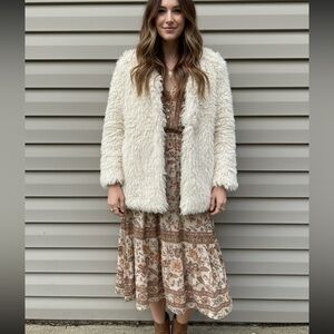 Forever 21 size S oversized ivory faux fur Mobwife shag coat teddy Penny Lane